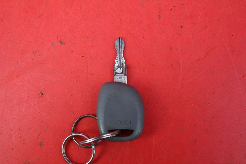 фото №8, Замок запалювання ключ renault twingo 1 i 1.1 58 km 04-07