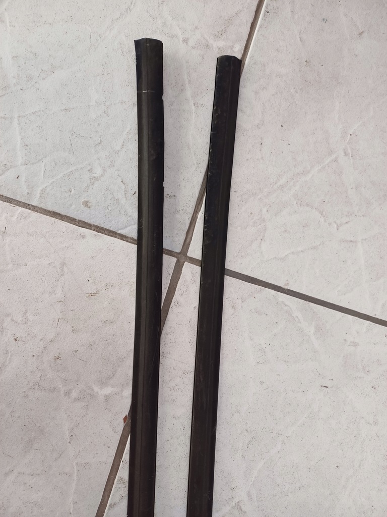 фото №4, Молдинг стекло volvo 940 перед