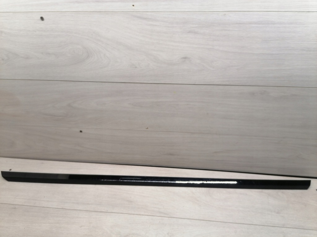 фото №1, Bentley continental молдинг дверь правая - 3sd853516