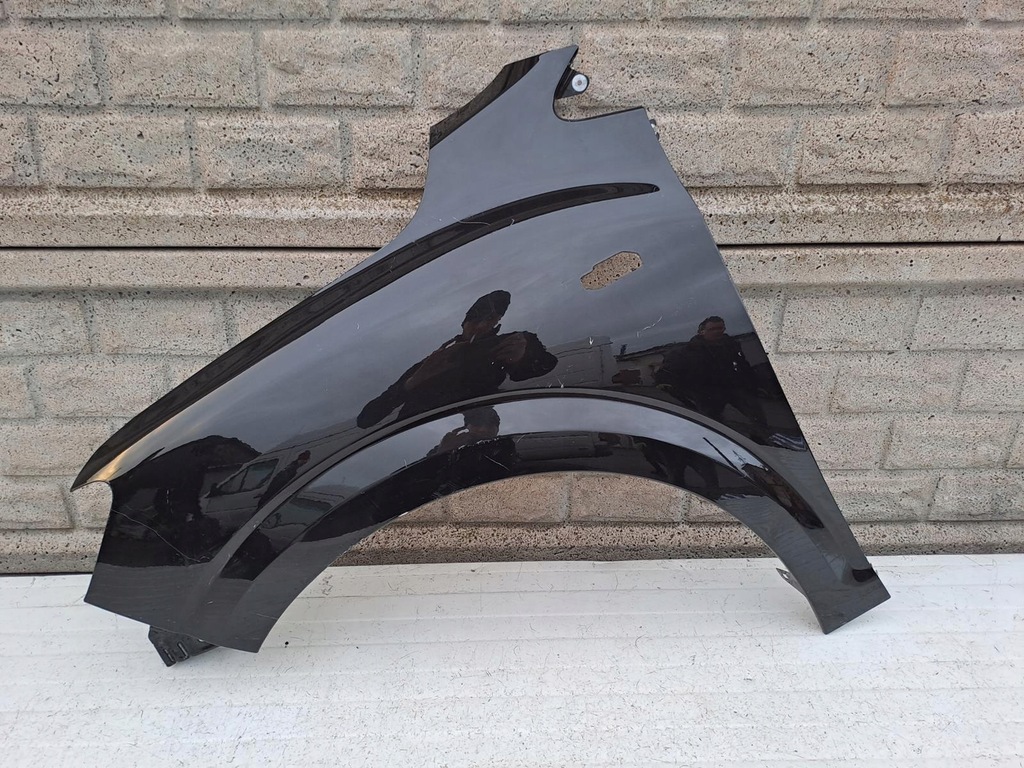 фото №1, Dacia sandero iii 3 крила передній лівий