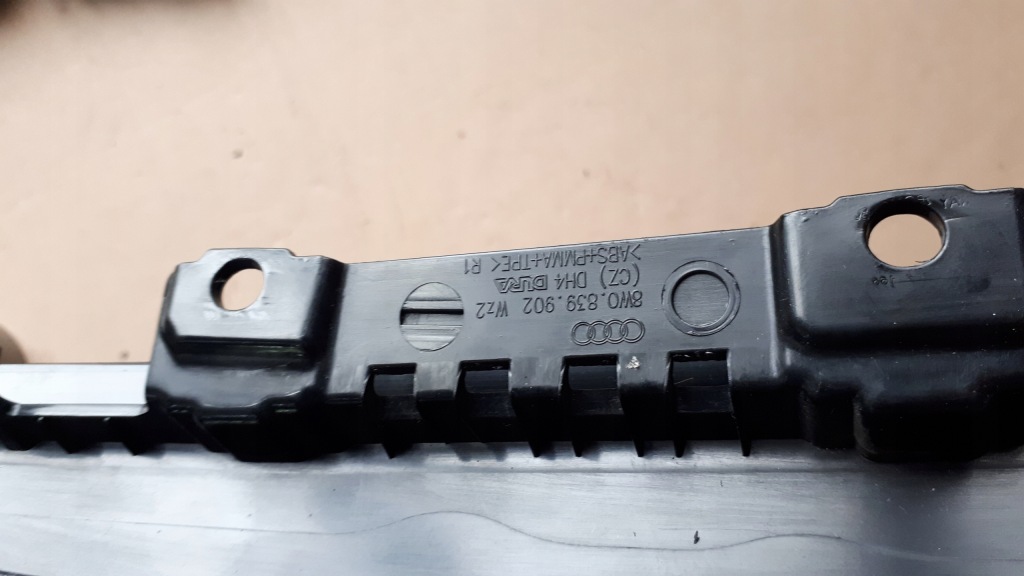 фото №9, S4 b9 a4 8w молдинг захист двері стійка правий задня