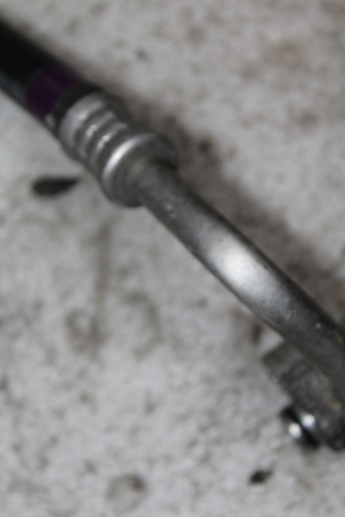 фото №5, Auris i e15 1.4 d4d europa трубка кондиционера