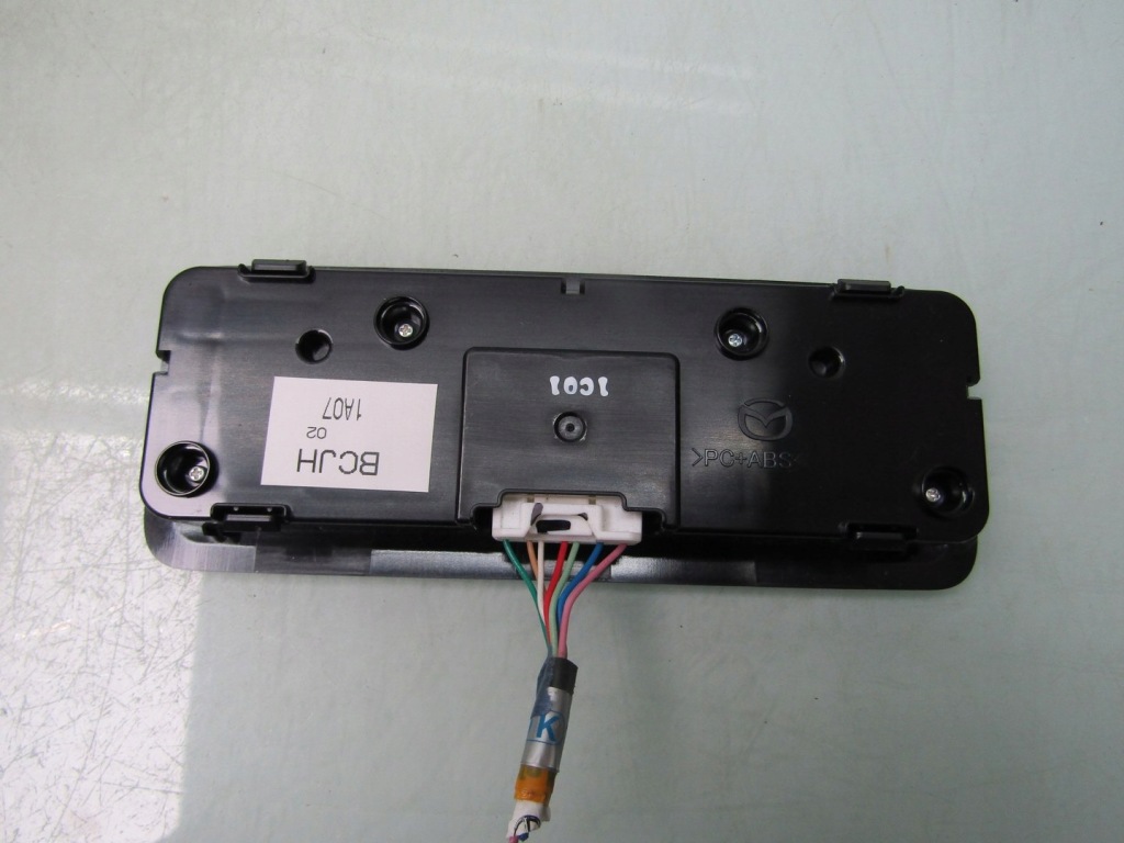 фото №2, Mazda mx-30 21r лампа кабины освещение салона