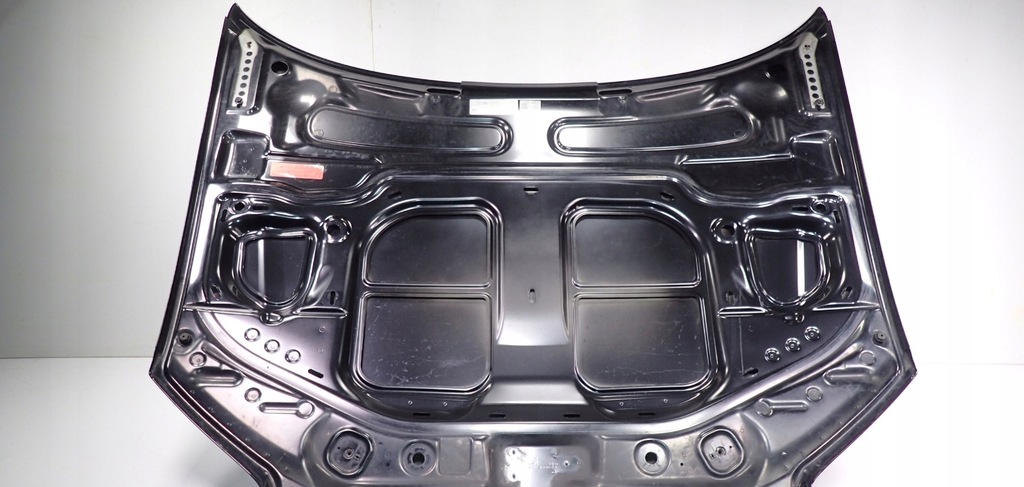 фото №14, Капот крышка двигателя 180um lz9y a8 s8 d3 lift