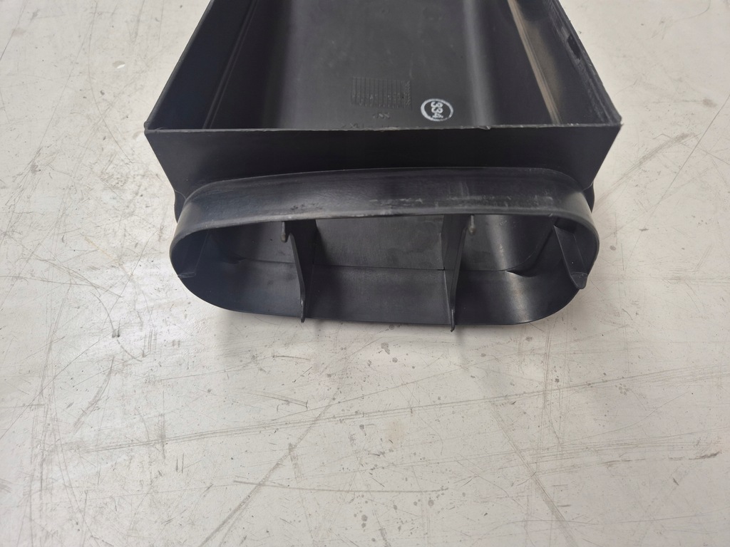 фото №11, Корпус рама фильтра микро фильтра воздуха правая bmw 7 e65 e66 e67