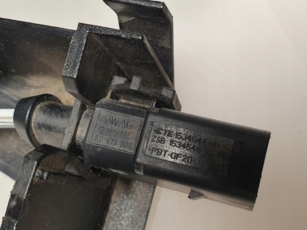 фото №8, Audi q3 8u 2.0 tfsi culb датчик лямбда-зонд оригинал 06k906262ad