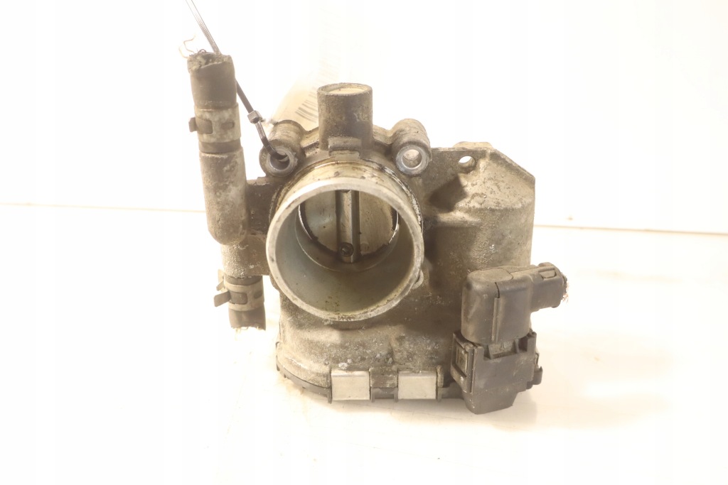 Купити Дросельна заслінка opel corsa d 1.2 24320536