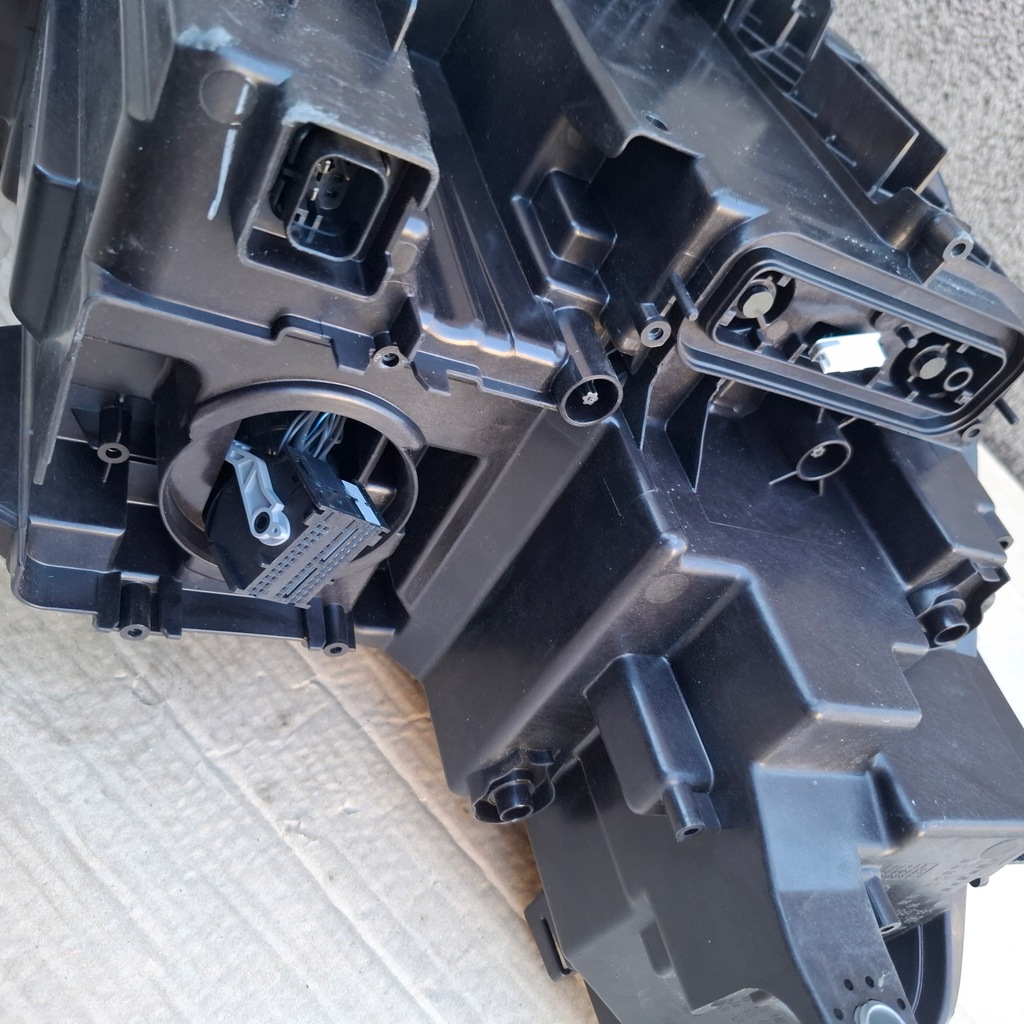 фото №11, Bmw x1 u11 2021- 2022- full led лампа левая фара 5a5bd47-02 5a5bd47