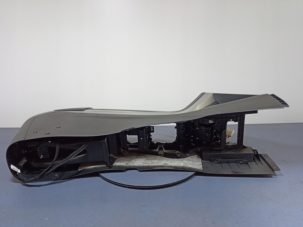 фото №5, Hyundai i40 туннель средний подлокотник