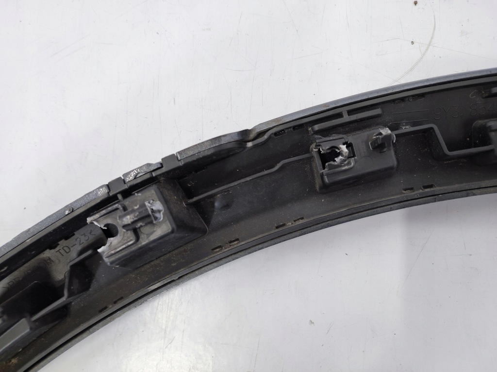 фото №8, Молдинг крыла задняя левая porsche cayenne coupe iii 9y 9y3854732b 9y3854732a