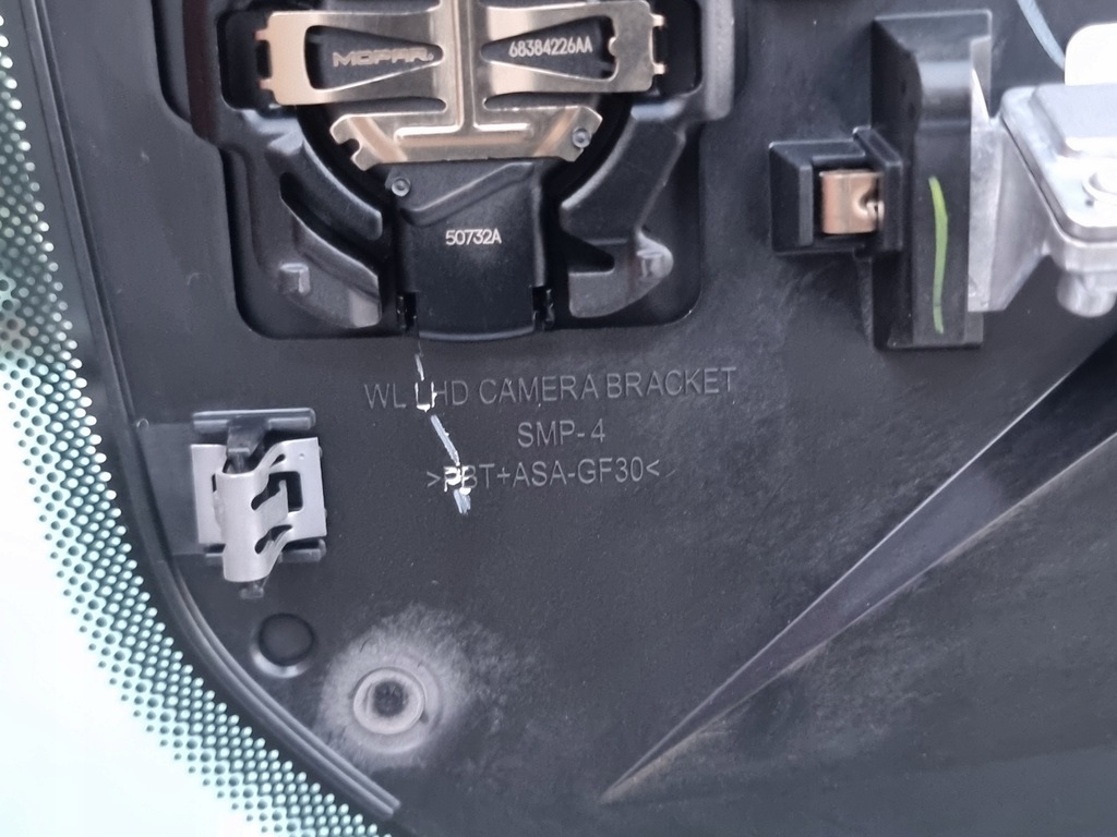 фото №8, Jeep grand cherokee wl l 3.6 limited стекло лобовое комплектная 2021-