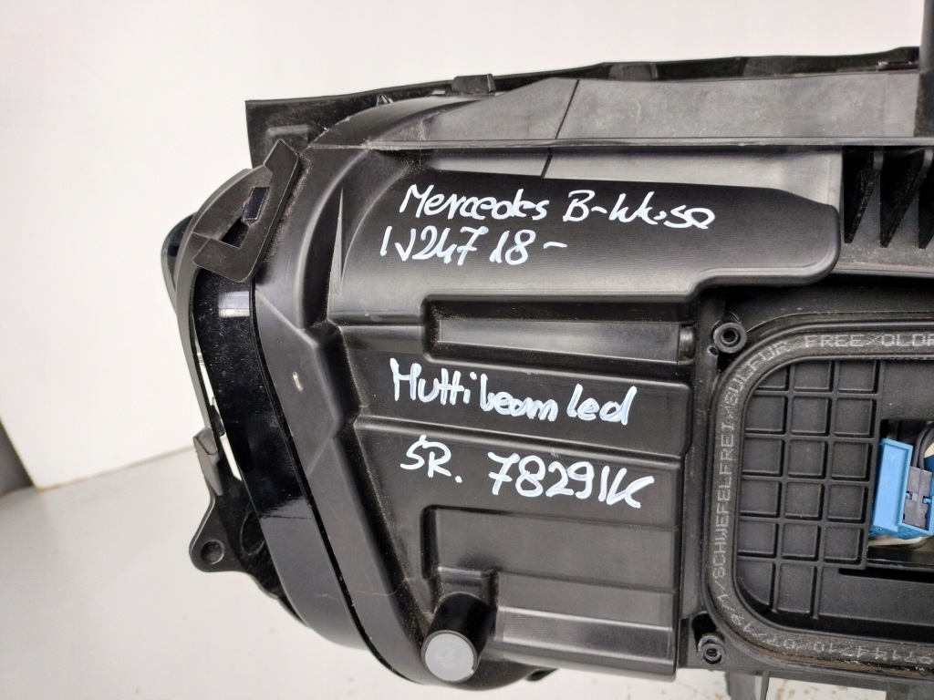 фото №8, Лампа права фара mercedes b-klasa w247 18- multibeam led