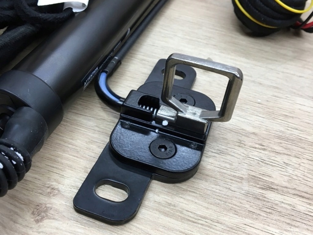 фото №11, Комплект система електричний підйомник кришки задня do tesla model s 2016-21