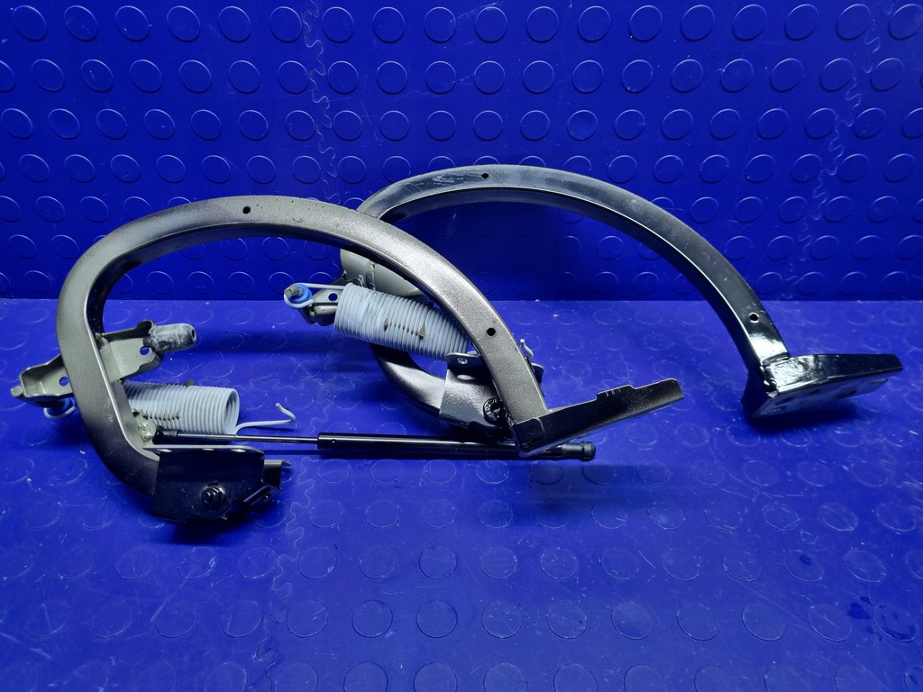 фото №7, Audi a3 8y sedan комплект петлі кришки багажника 8y5827302b 8y5827301b