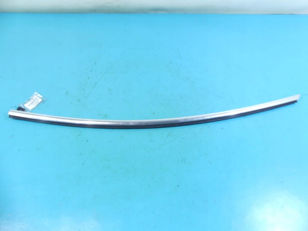 фото №1, Молдинг двері лівий перед хром peugeot 3008 i 09-16