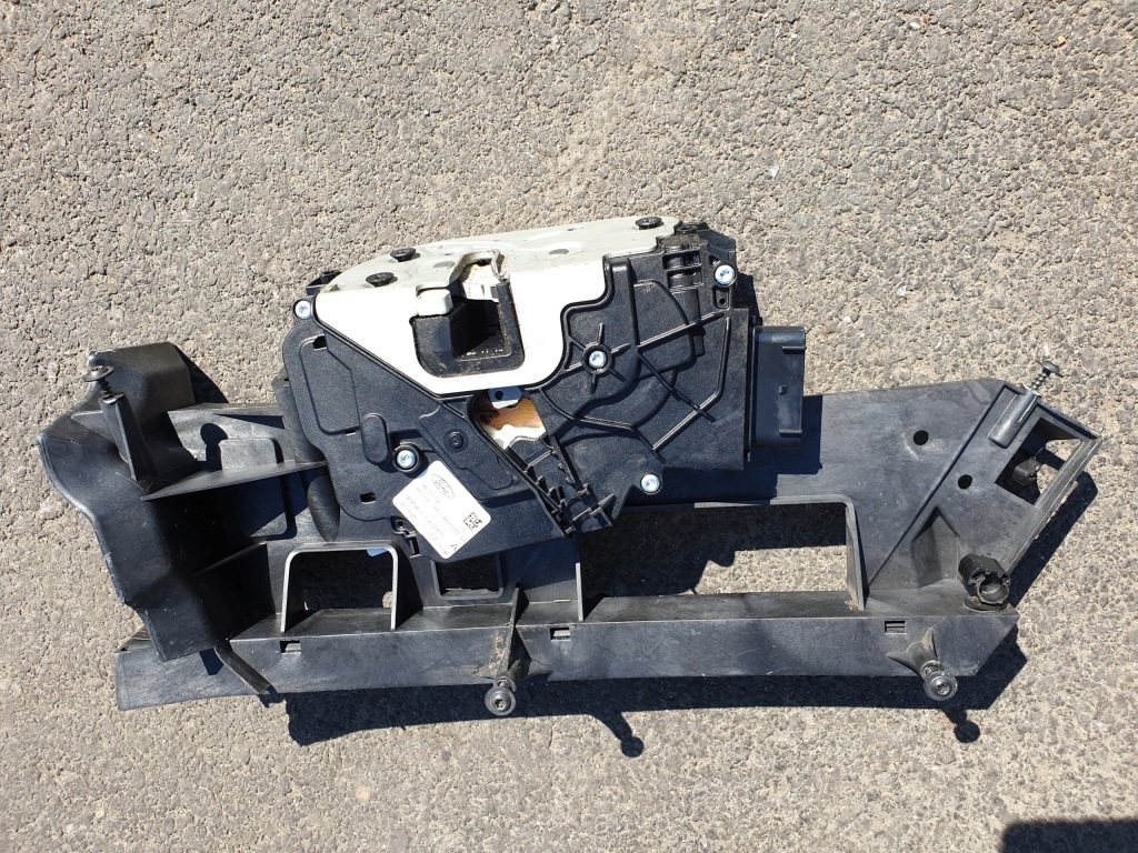 фото №1, Замок с дверь правый задняя ford grand c-max 2014r. оригинальный номер eu