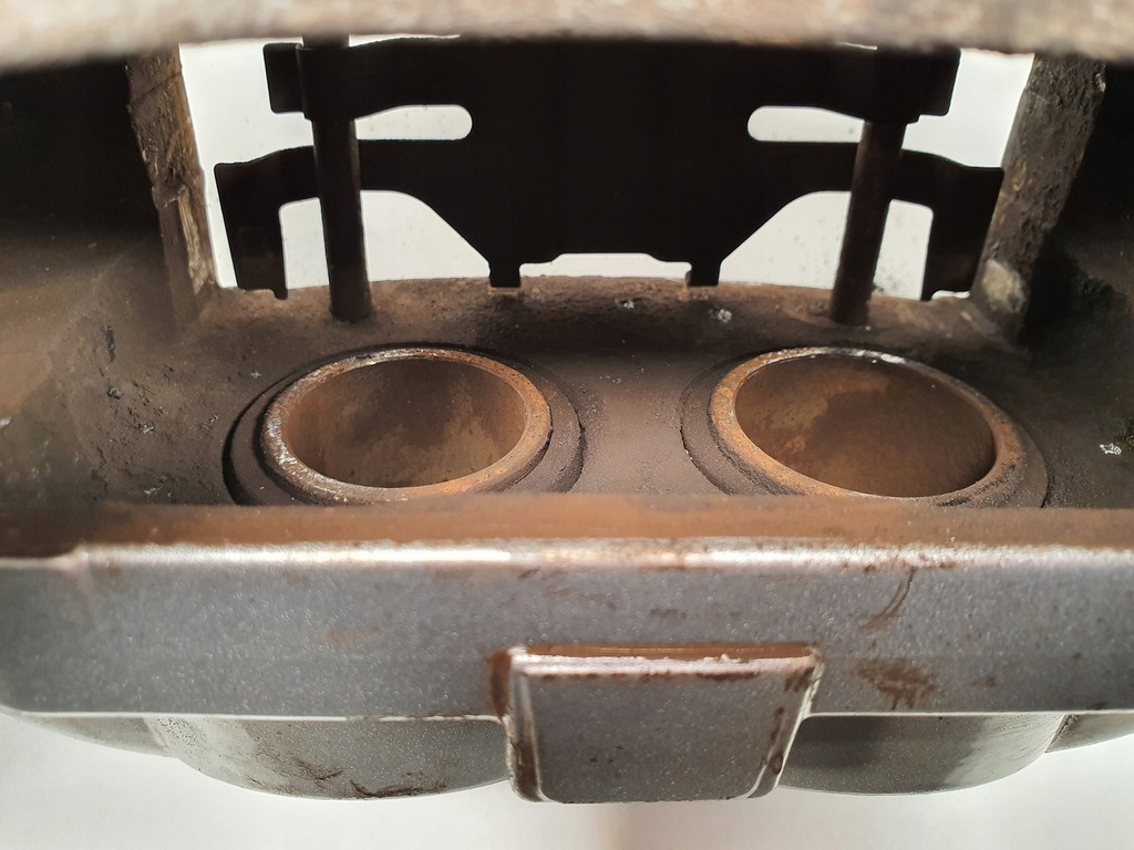 фото №6, Супорт гальмівний лівий перед infiniti fx50 5.0 v8