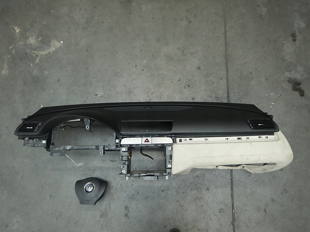 фото №1, Панель приладів приладова подушка безпеки vw pasaat b6 cc