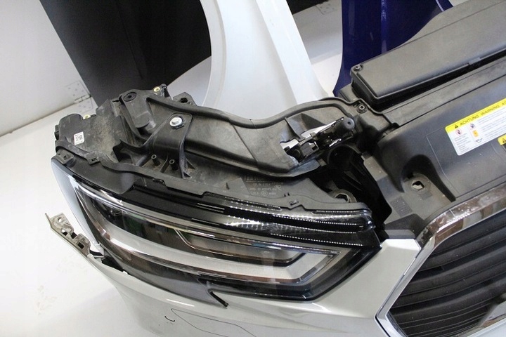 фото №7, Audi a3 8v sedan s-line 17-19 kompletny перед