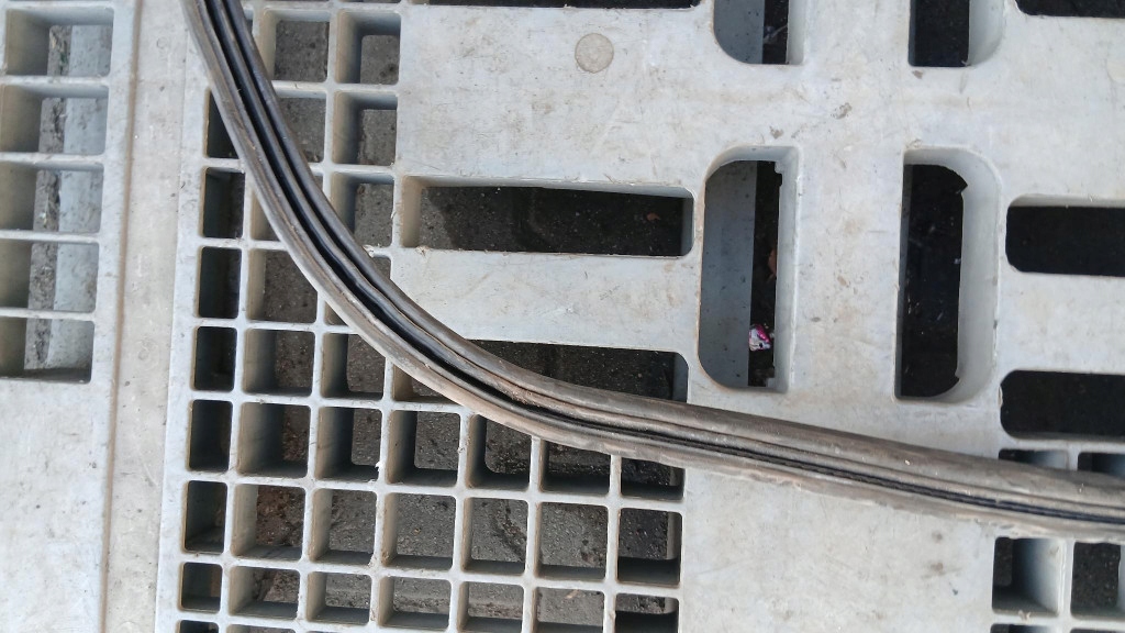 фото №14, Прокладка крышки багажника audi a8 d3 02-09r