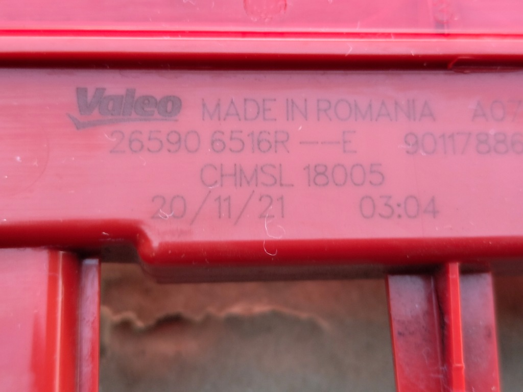 Renault clio v 5 третій світло стоп Доставка