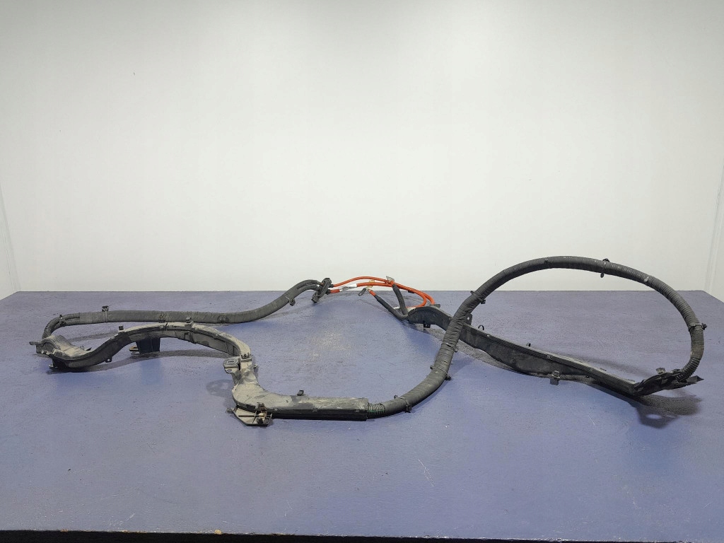 фото №1, Volvo xc90 ii drive e шланг плюсовий акумулятор 31376351