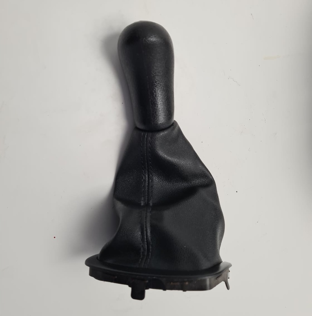 фото №1, Renault clio iii ручка чохол домкрат передач