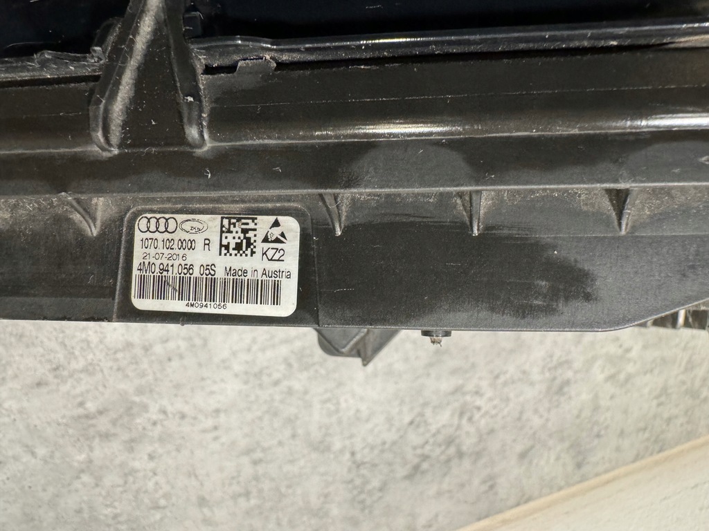 фото №9, Audi q7 4m e-tron протитуманна фара drl led правий оригінальний