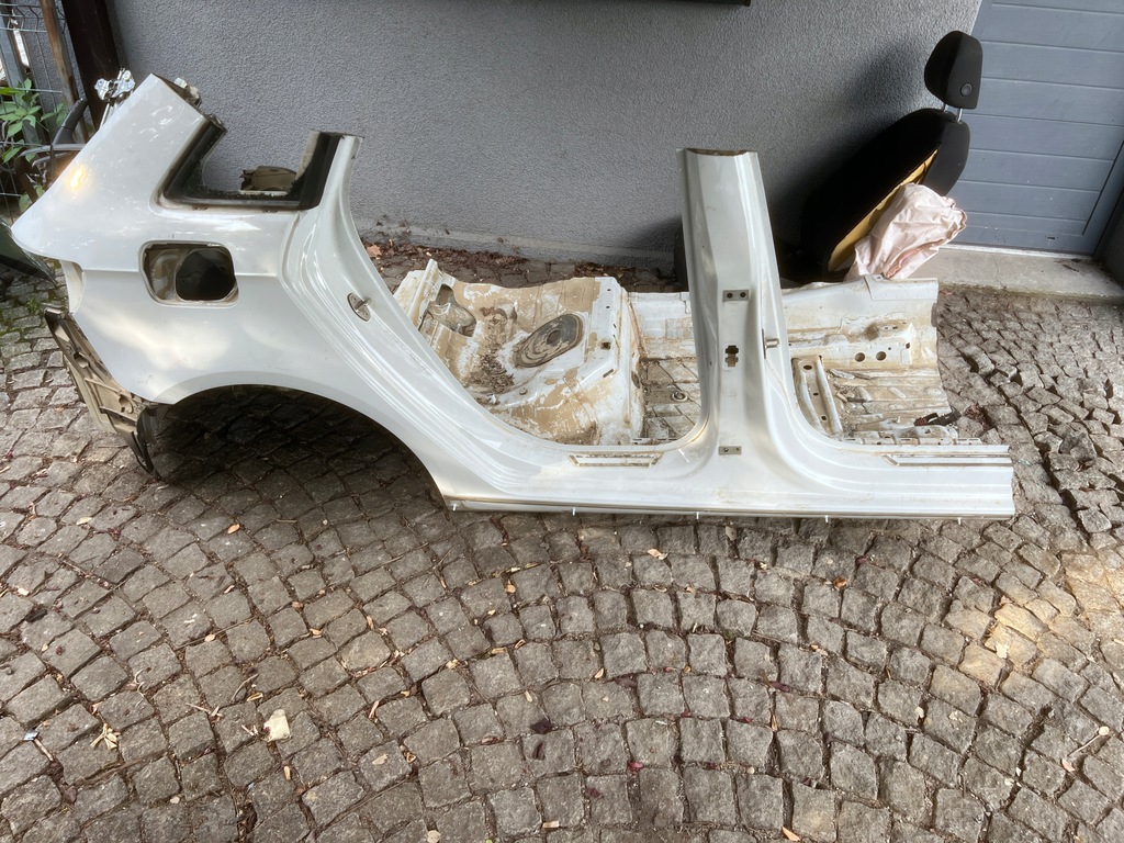 фото №1, Чверть задня права правий крила поріг блок двигуна audi a3 8v 5-двері sportback