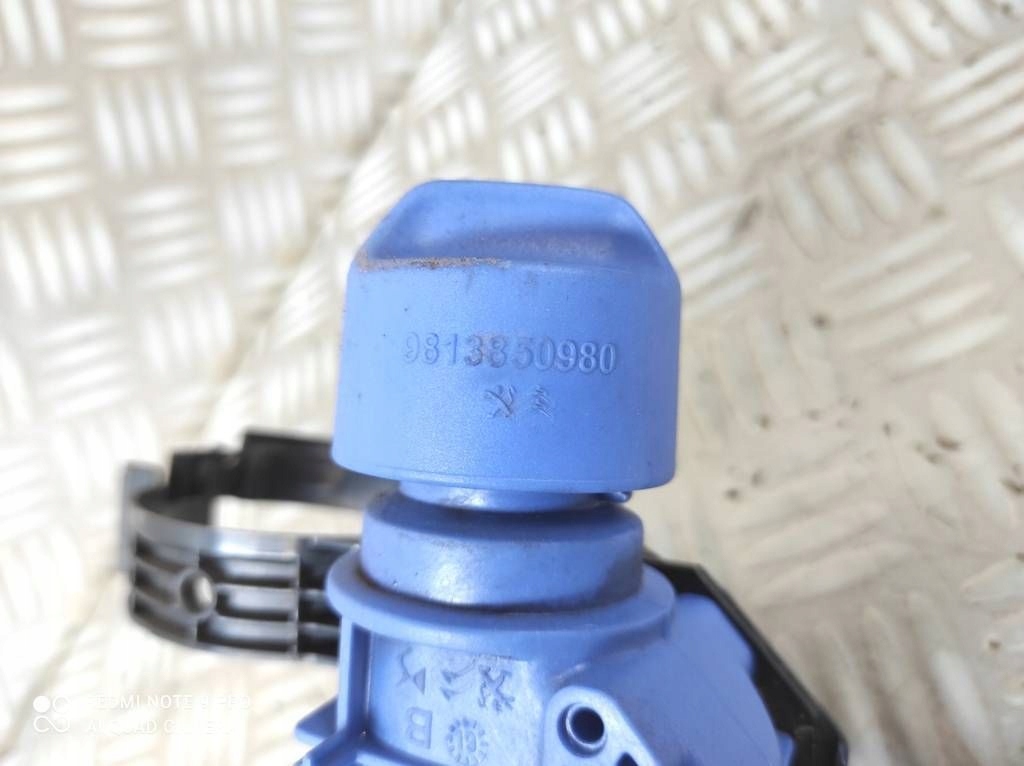 Citroen c3 aircross opel crossland x заливна горловина рідина adblue psa 9821424880 в Україні