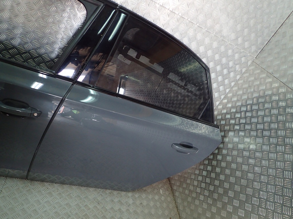 фото №3, Audi s8 a8 4h lift дверь задняя задние левая стекло