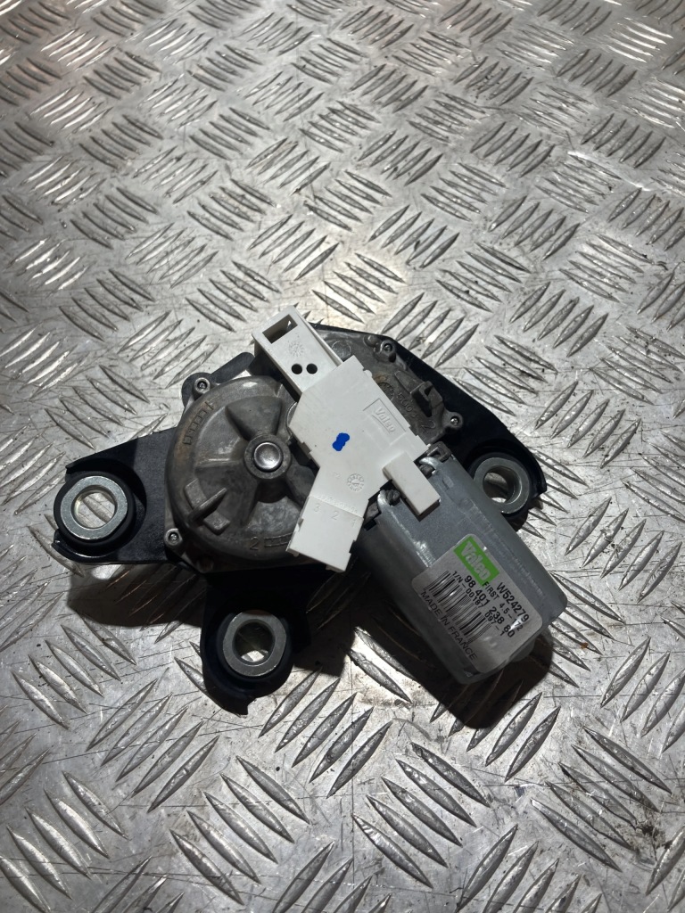 фото №1, Двигатель дворники задняя opel combo e 18- berlingo iv