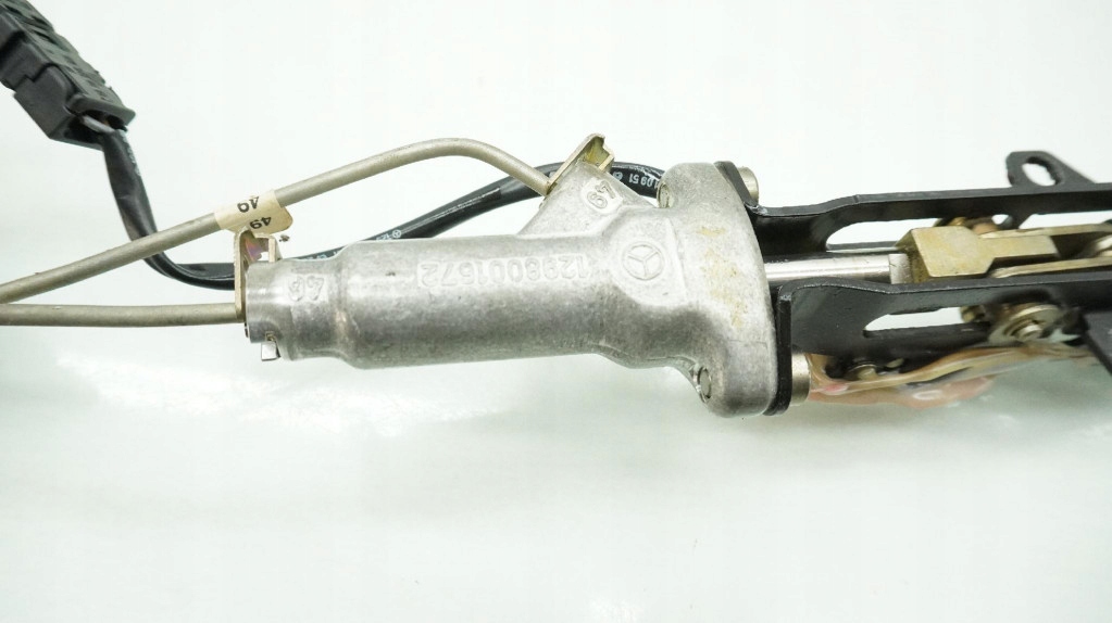 Mercedes sl r129 привід 1298001672 амортизатори дах комплект r 129 Недорого