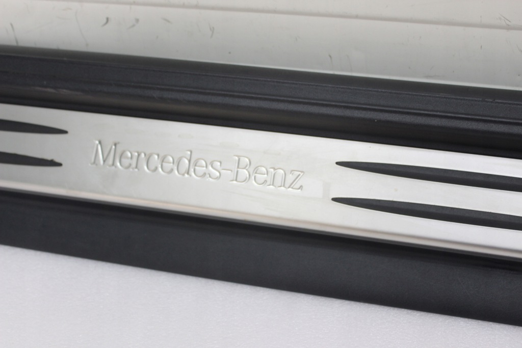 фото №11, Mercedes slk r171 w171 накладки пороговые декоративные внутреннее левая правая kpl