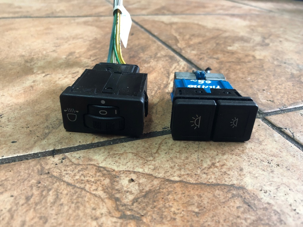 фото №1, Переключатель регулировка света citroen оригинальный номер 96661868xt