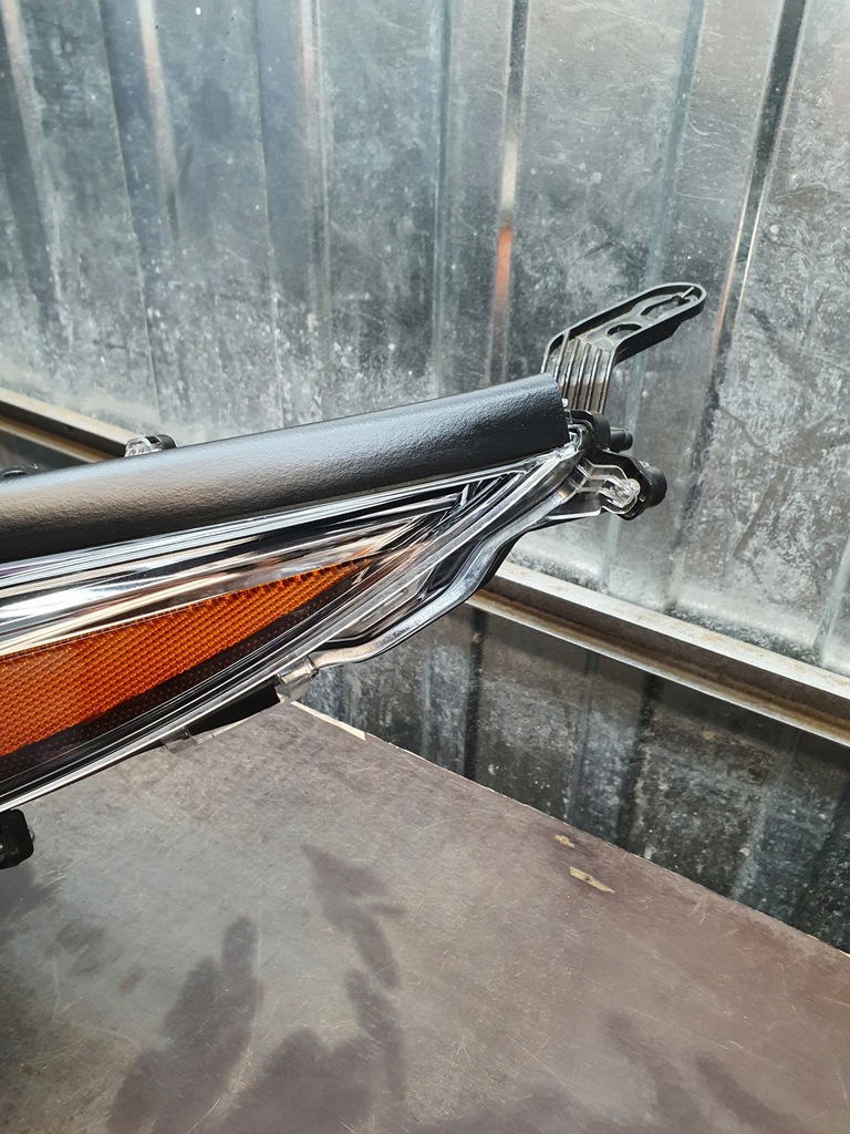 фото №6, Лампа перед левая full led toyota prius prime