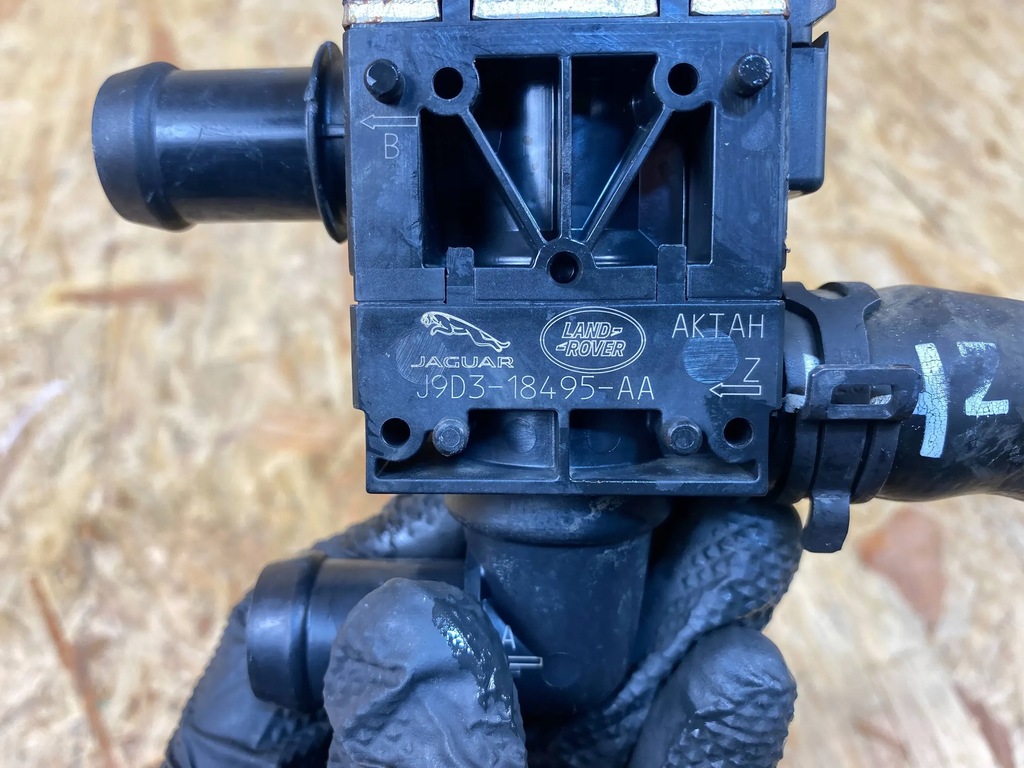 фото №9, Клапан електроклапан насос wody jaguar i-pace x590 j9d3-18495-aa 2018-