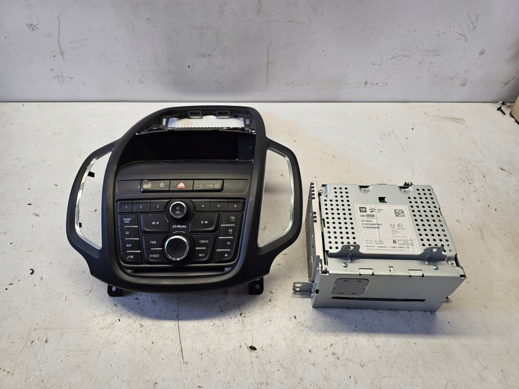 фото №1, Opel zafira c радио cd 400 plus с bluetooth 39019098