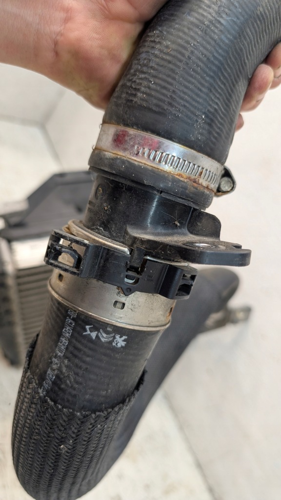 Peugeot 508 2 2 1.6 thp phev интеркулер воздуховод воздуха пабтрубок  шланг с Разборки