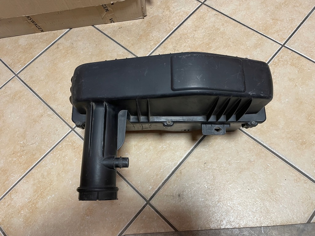 фото №5, Корпус фильтра воздуха 1.1 citroen c2 nr. 9680062180