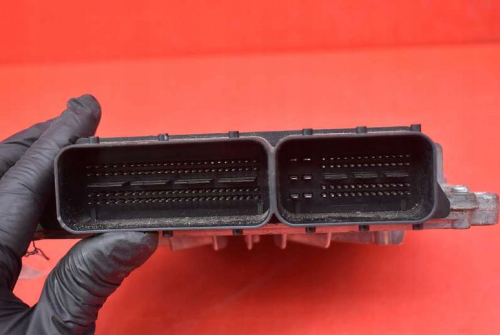 фото №9, Блок управления двигателя 30729826a volvo s60 1 i 2.4 d5 08r