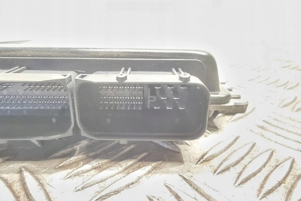 фото №4, Бортовий комп'ютер двигуна ecu mini cooper r50, r53 s118012001l 1.6l бензиновий 2003