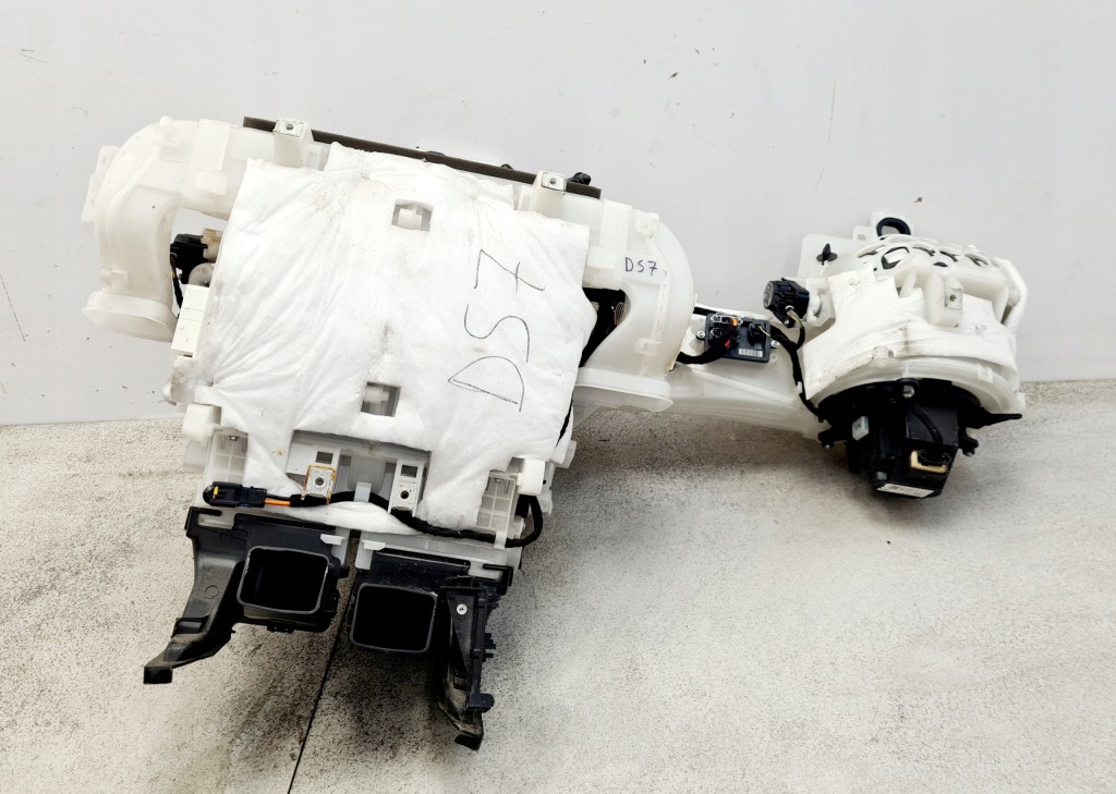 Купить Citroen ds7 отопитель