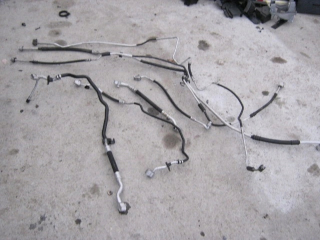 фото №1, Audi q7 трубка wąż шланг кондиціонера 4l0820739