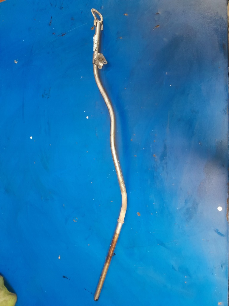 фото №1, Щуп щуп масла a2700102901 mercedes cla gla 1.6 cgi 270.910