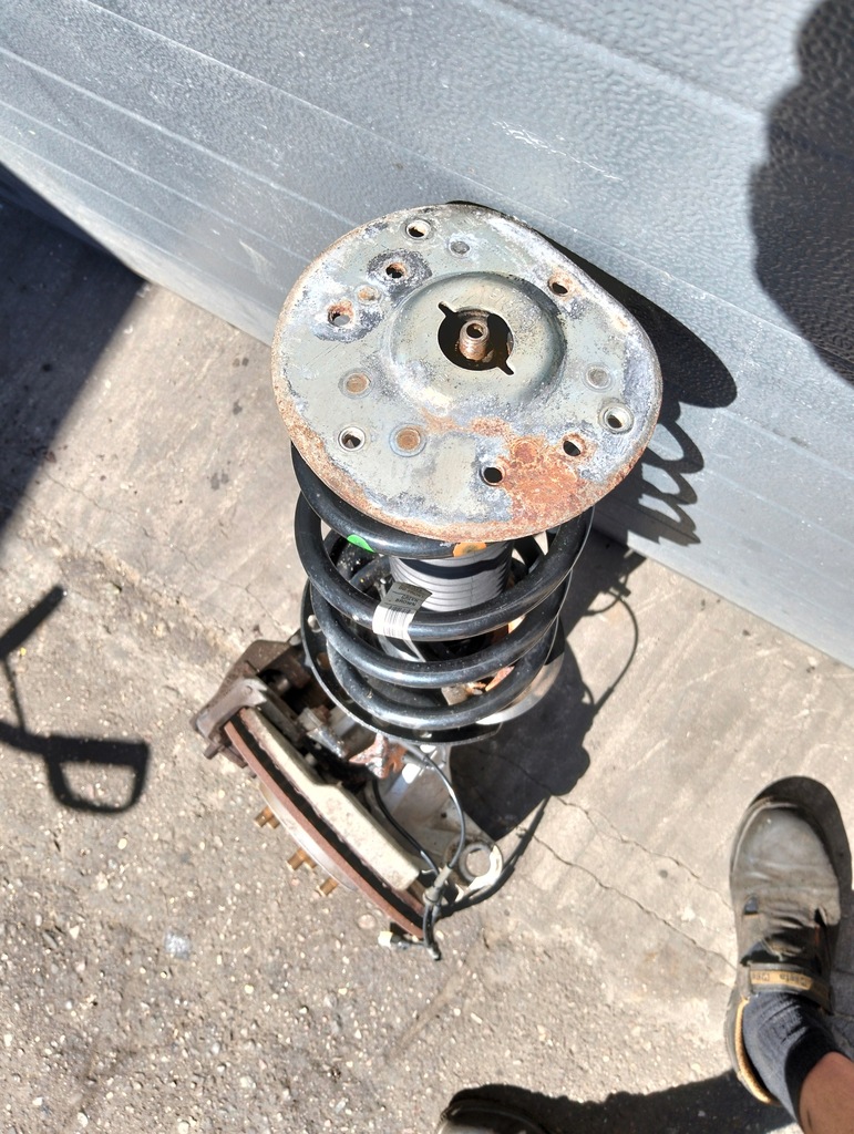 фото №5, Амортизатор лівий поворотний кулак ліва land rover evoque 2.0 gj32-18k001-aa