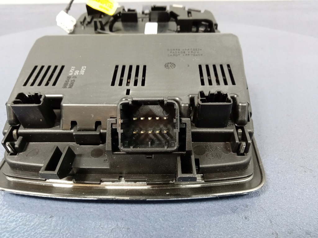 фото №7, Peugeot 508 i лампа потолочный перед 96659054xt