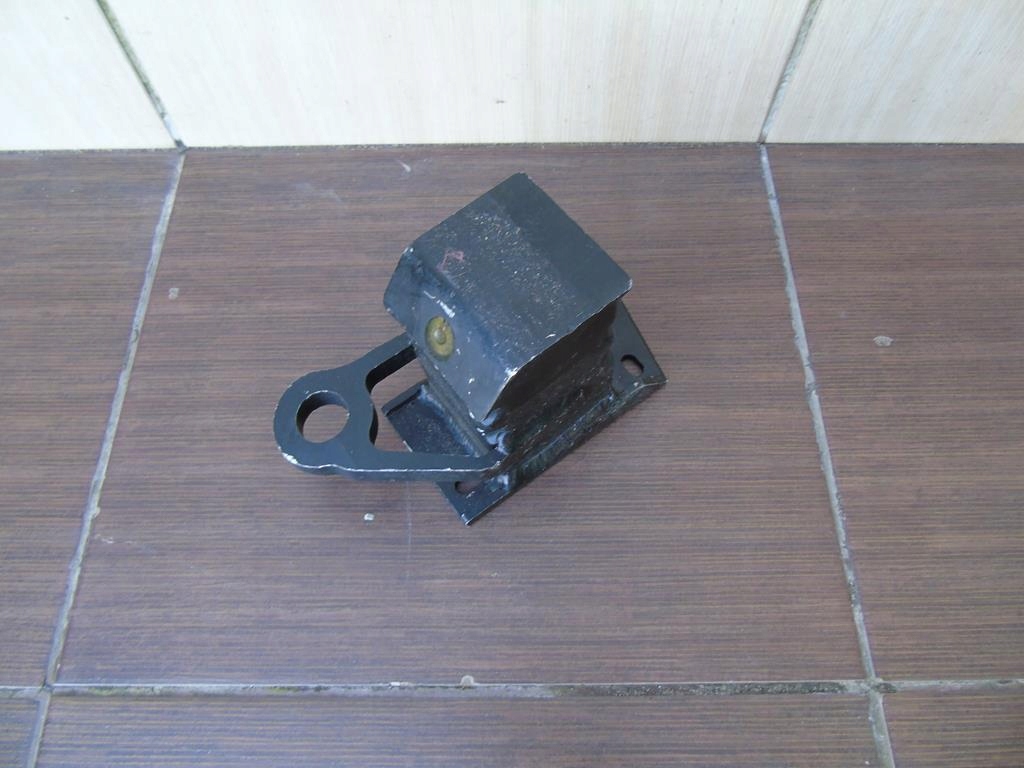 фото №3, Зона деформації відбійник правий перед audi r8 08-12