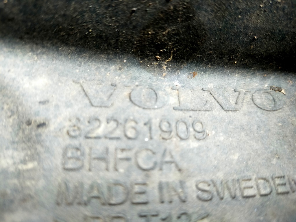 Volvo xc60 ii бризковик задня задній лівий 32261909 Доставка