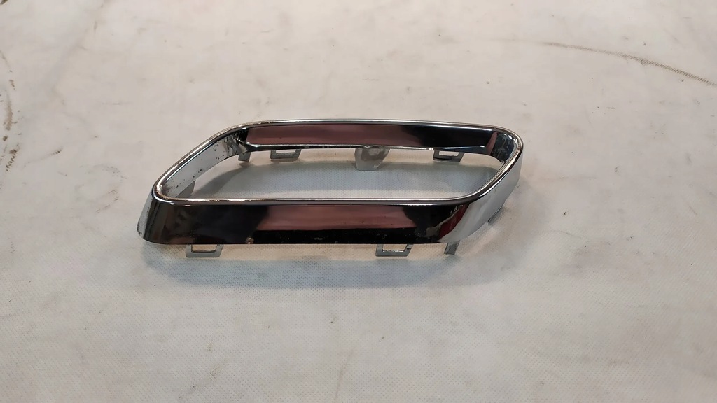 фото №10, Рамка левый хром выхлоп mercedes w206